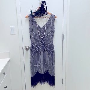 Glamorous Roaring Twenties Flapper Costume Bundle